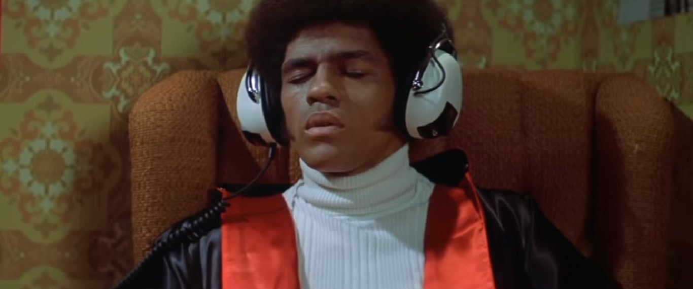 Jim Kelly was Listening to This in Enter The Dragon